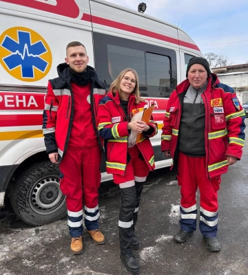 Дівчина на межі смерті: як на Дніпропетровщині “швидка” врятувала життя 21-річній потерпілій від передозування