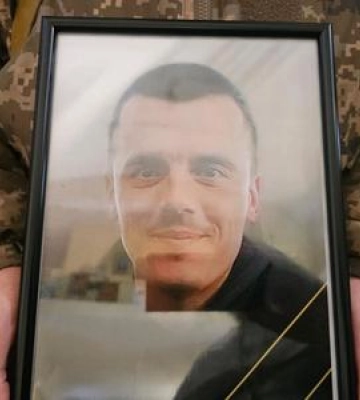 Полтавська громада провела в останню дорогу загиблого Героя