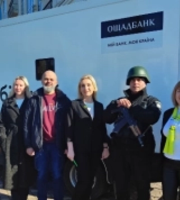 Ощад розширює мережу мобільних відділень: на Миколаївщині запрацював підрозділ «на колесах»
