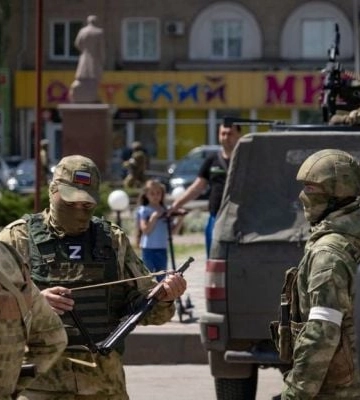 Украинские защитники рассказали, реально ли было в начале полномасштабной войны отстоять Мелитополь военным путем (видео)