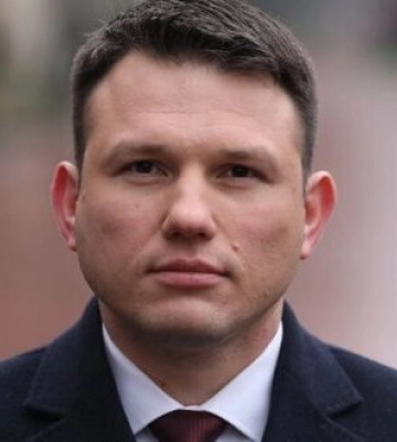 Кандидат у президенти Польщі приїхав до Львова та розкритикував Бандеру