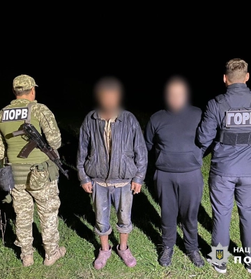 Судять двох мешканців Одеської області, які допомагали людям тікати з України