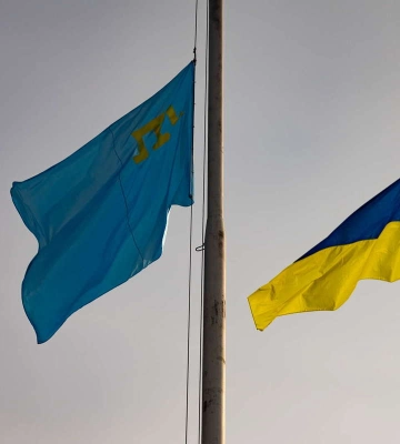 У Рівному підняли кримськотатарський прапор