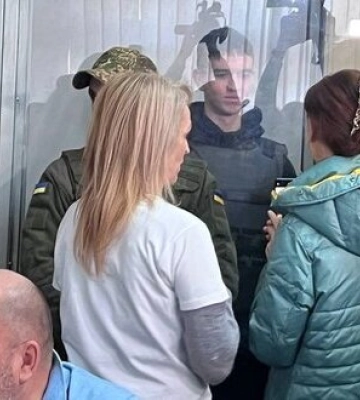 Убийство Фарион: Зинченко продлили меру пресечения до 24 апреля