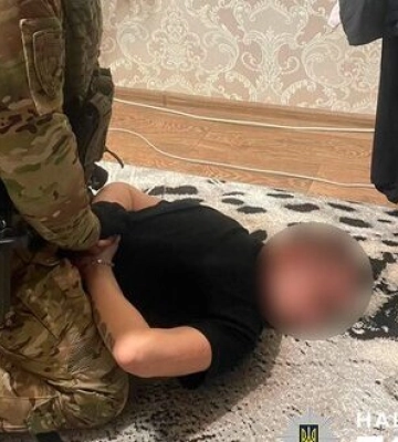 Виманили у дружини загиблого військовослужбовця 592 тис грн: затримано шахраїв на Сумщині. ФОТОрепортаж