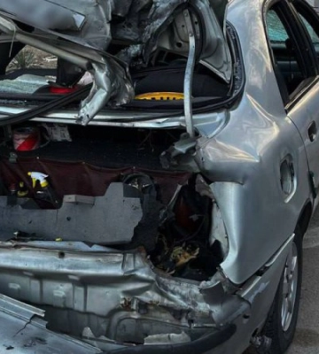 У Херсоні російський FPV-дрон атакував авто одного з комунальних підприємств