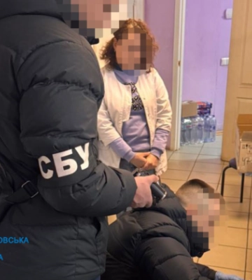 В Днепре владелец сети аптек организовал наркобизнес — разоблачена схема