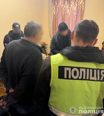 З мільйонними прибутками торгували прекурсорами через аптечну мережу  - у Дніпрі викрито злочинну групу