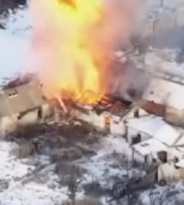 Феєричне видовище: волинські бійці підірвали ворожий склад (відео)