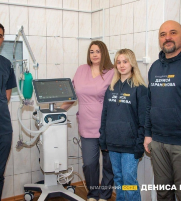 Денис Парамонов подарував Інституту неврології в Харкові новітніший апарат ШВЛ