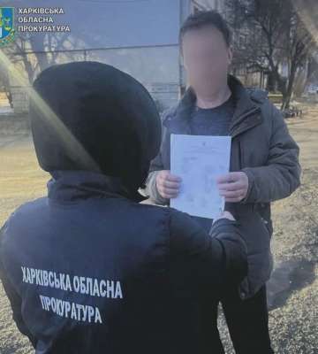 Ущерб оценили в 110 тыс грн: в загрязнении воздуха подозревают инженера завода