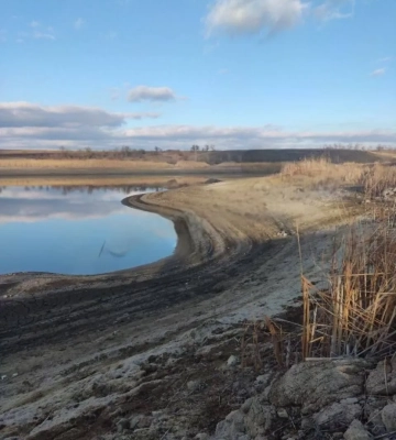 Оккупированный Мариуполь переводят на жесткий график подачи воды на фоне обмеления водохранилища