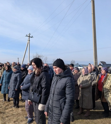 Навіки 36: на Волині попрощалися із Героєм Євгенієм Гутевичем