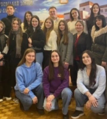 Дубенська громада поділилася досвідом молодіжної роботи