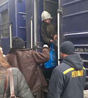 На Буковину за тиждень евакуаційними потягами приїхали 36 переселенців