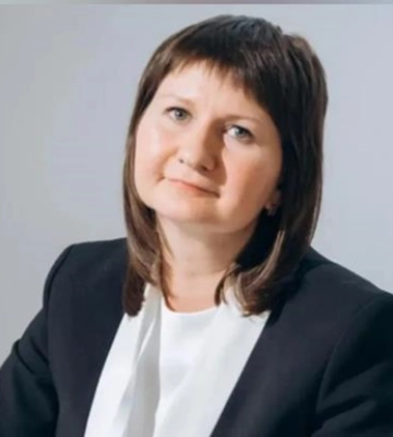 "Он мне не ровня": чиновницу Черновицкой ОГА отстранили от работы из-за оскорбления бойца ССО