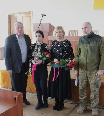 Посмертний орден 29-річного снайпера з Волині вручили його рідним