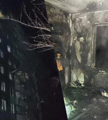  ГОРЯТЬ КВАРТИРИ  Шахеди вдарили по багатоповерхівці в Запоріжжі – є поранені! Новини