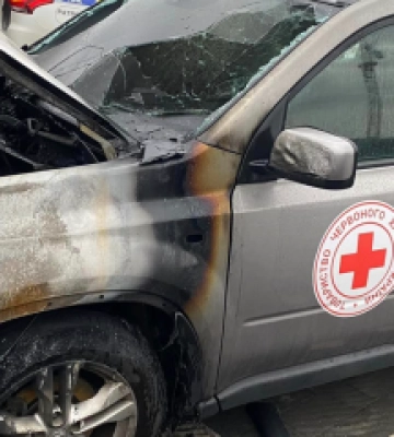 На Закарпатті суд виніс вирок за підпал авто військових та Червоного Хреста