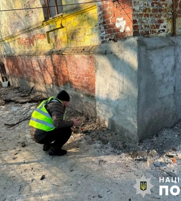 Внаслідок масованої атаки ворожих безпілотників на Суми двоє постраждалих, пошкоджено 8 будинків