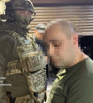Систематичне отримання хабарів від підприємців. На Київщині отримав підозру податковий чиновник