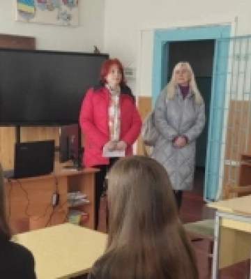 Представники Лесиного вишу поспілкувалися з кримненськими ліцеїстами