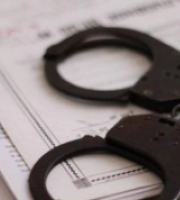 У Рівному розслідують шахрайську схему з квартирами: двох реєстраторів оголосили в розшук