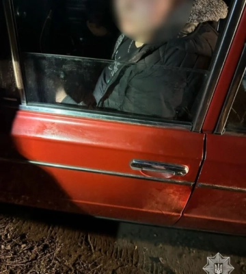 У Черкасах під час комендантської години затримали 16-річного водія без прав