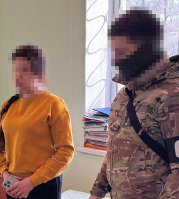 Лікарка-експертка колишньої харківської МСЕК допомагала ухилянтам незаконно виїхати з України