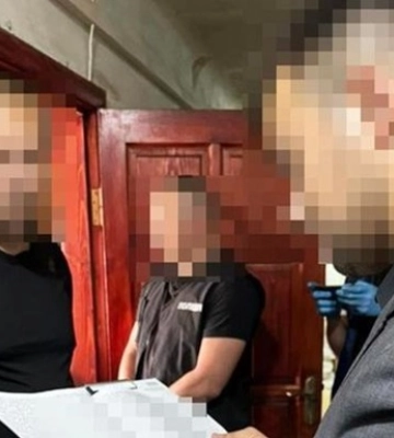 Обманул почти 90 человек: суд закрыл уголовное производство против мошенника