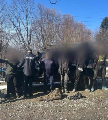 На Закарпатті впродовж доби оперативні підрозділи Мукачівського прикордонного загону викрили 12 переправників