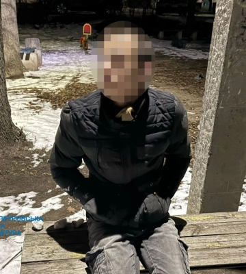 У Павлограді підлітка підозрюють у спробі підпалу автомобілів військовослужбовців, - прокуратура