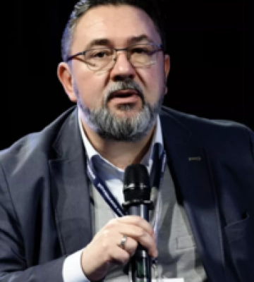&quot;Наш Президент сегодня оказал сопротивление сцикливой стае&quot;: глава комитета Рады поддержал Зеленского в драке с Трампом