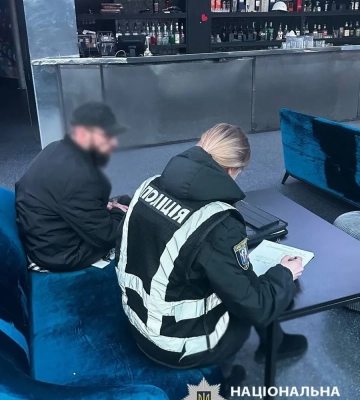 В киевском клубе обнаружили исполнение песен на русском: полиция проводит проверку