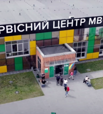 З фронту — до сервісних центрів МВС: 3 історії ветеранів, які знайшли нове покликання