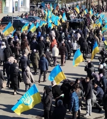 Громада у скорботі: сотні людей на Волині прощаються з Героєм Андрієм Пронцевичем