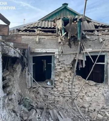 У Херсоні під час атаки російських безпілотників чоловік втратив обидві ноги від вибуху
