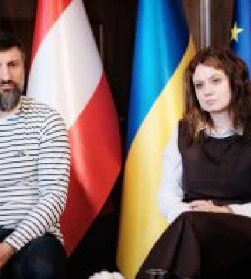 Книгу «Про що мріють ангели» у німецькому перекладі презентували у Відні Книгу «Про що мріють ангели» у німецькому перекладі презентували у Відні