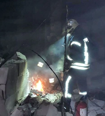 На Київщині уламки дрона влучили у недобудовану багатоповерхівку, постраждав охоронець