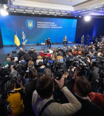 Зеленський: Генштаб і МОУ повинні підтримати військових, дати більше ротацій і відпусток