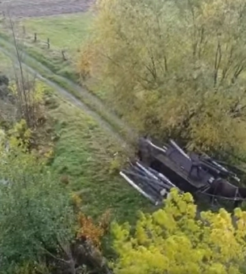 Волинські лісівники зняли на дрон незаконну вирубку лісів