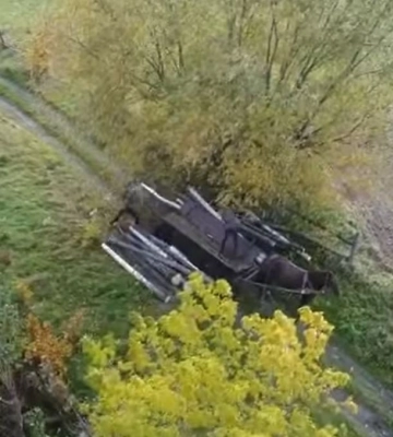 Волинські лісівники за допомогою дрона виявили незаконну рубку дерев. Відео