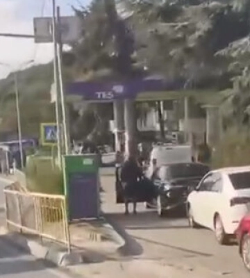 На крымских АЗС образовались очереди. ВИДЕО