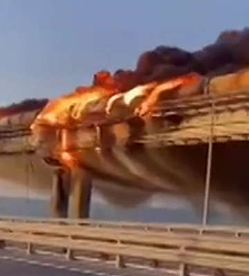 Повідомляють про перші жертви на Кримському мості: хто загинув