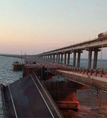 Нищівна та ганебна поразка Путіна: що пишуть іноЗМІ про вибух Керченського мосту