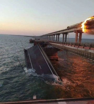 РосЗМІ заявили про масштаби руйнування Кримського мосту