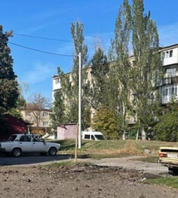 Росіяни завдали ракетного удару по Кураховому на Донеччині: пошкоджені 6 багатоповерхівок, є поранені. ФОТОрепортаж