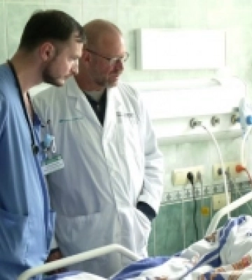 Медиків Рівненської обласної клінічної лікарні навчатиме професор з Чикаго