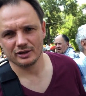 Зрадник Сальдо планує масово вивезти з окупованої Херсонщини до Криму та РФ понад 10 000 українських дітей з батьками