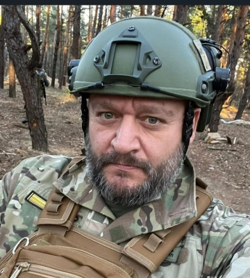 Герої не вмирають: Добкин поддержал троллинг, что это он взорвал Крымский мост